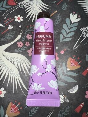 the SAEM Perfumed Hand Essence Magnolia - Lavender